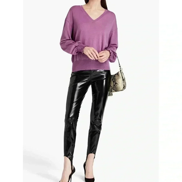 BOUTIQUE MOSCHINO Wool sweater V-Neck Smocked Cuff Slightly Loose Fit  Lila Sz L - Picture 2 of 13